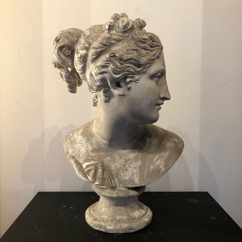 academic plaster representing Venus Victrix after Antonio Canova