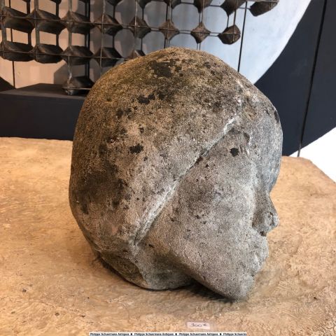 head of an African in reconstituted stone for sell
