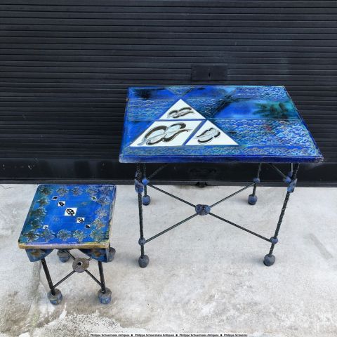 desk and stool in enamelled grey, iron and glass pearls from the 80s for sell