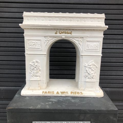 rare advertising plaster representing the Arc de Triomphe for sell